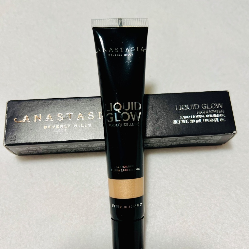 NWT Anastasia Beverly Hills Liquid Glow Highlighter in Perla